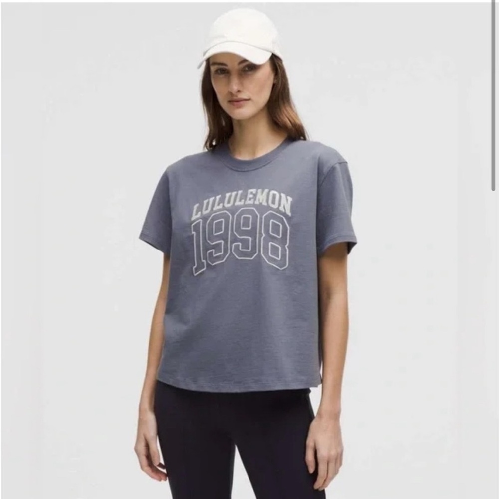 Lululemon 1998 cotton tee